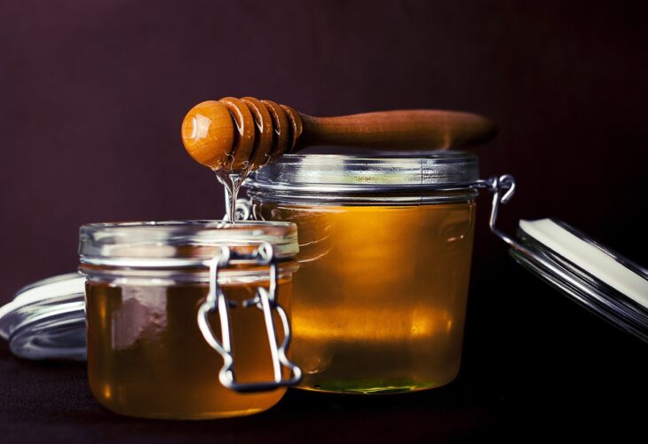 Cum să faci diferența între mierea naturală și mierea contrafăcută