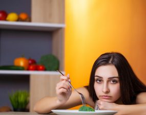 Cum să oprești alimentația emoțională: strategii eficace